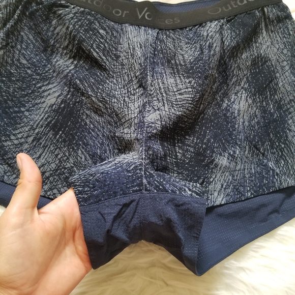 RARE Outdoor Voices Lightspeed Run Shorts Small - Picture 9 of 16
